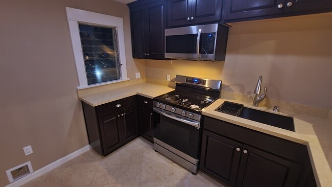 Photo - 1742 N Normandie Ave Unit 1742 1/2