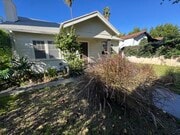 Photo - 849 N West Knoll Dr