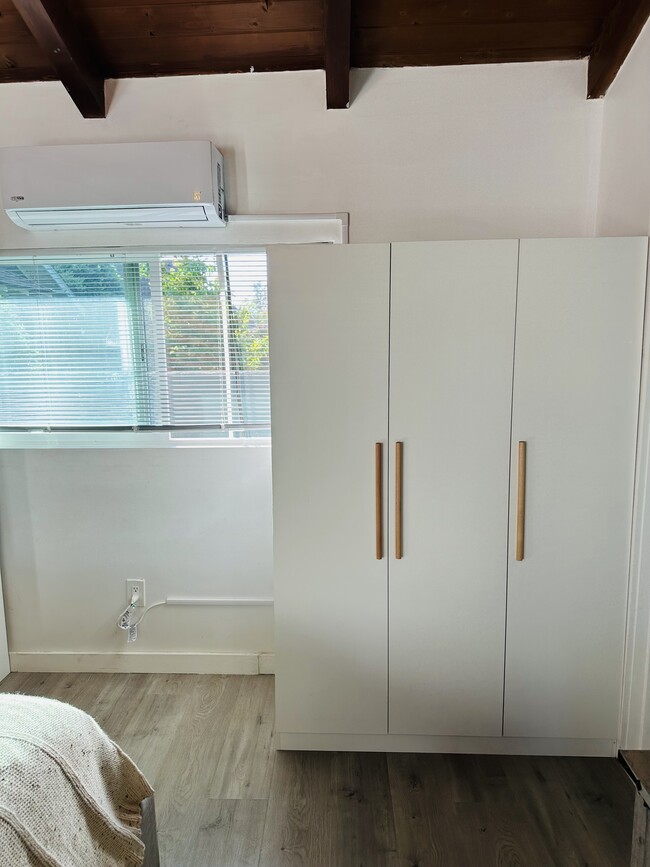 Photo - 2707 Cridge St Unit B