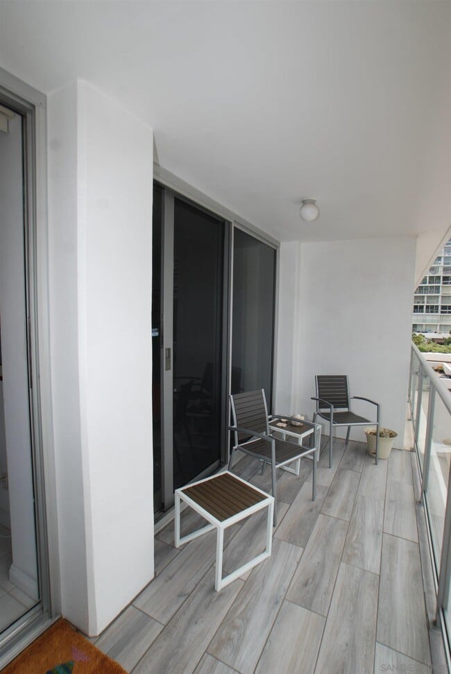 Photo - 1770 Avenida del Mundo Unit 201