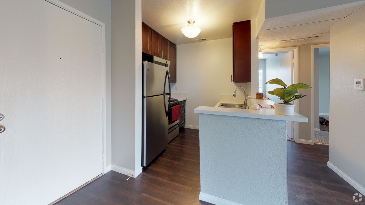 3D Tour - The Lodge at Porter Ranch Apartments