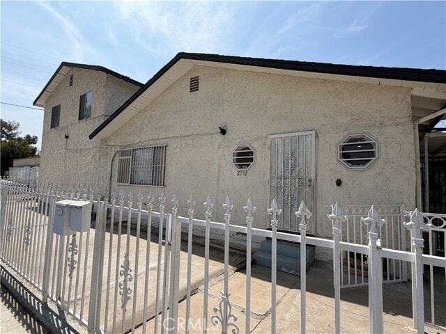 Building Photo - 2712 W Hellman Ave