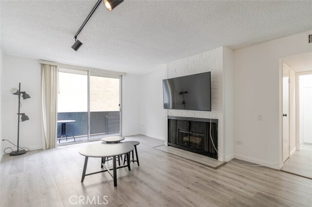 Photo - 421 La Fayette Park Pl Unit 306