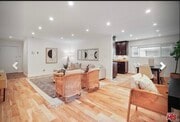 Photo - 960 Larrabee St Condo Unit Beatrix Makray