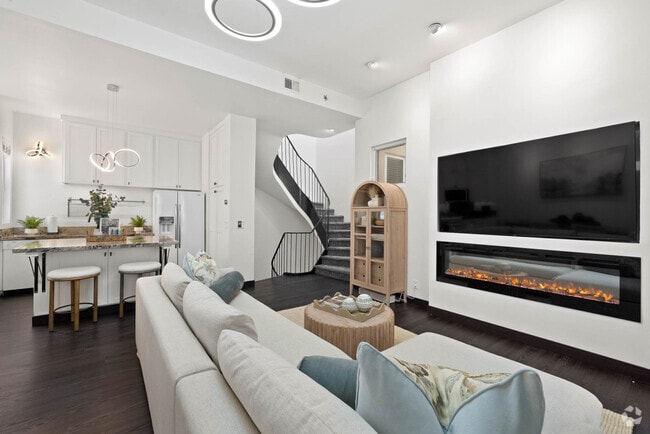 Building Photo - 1545 Ninth Ave Rental