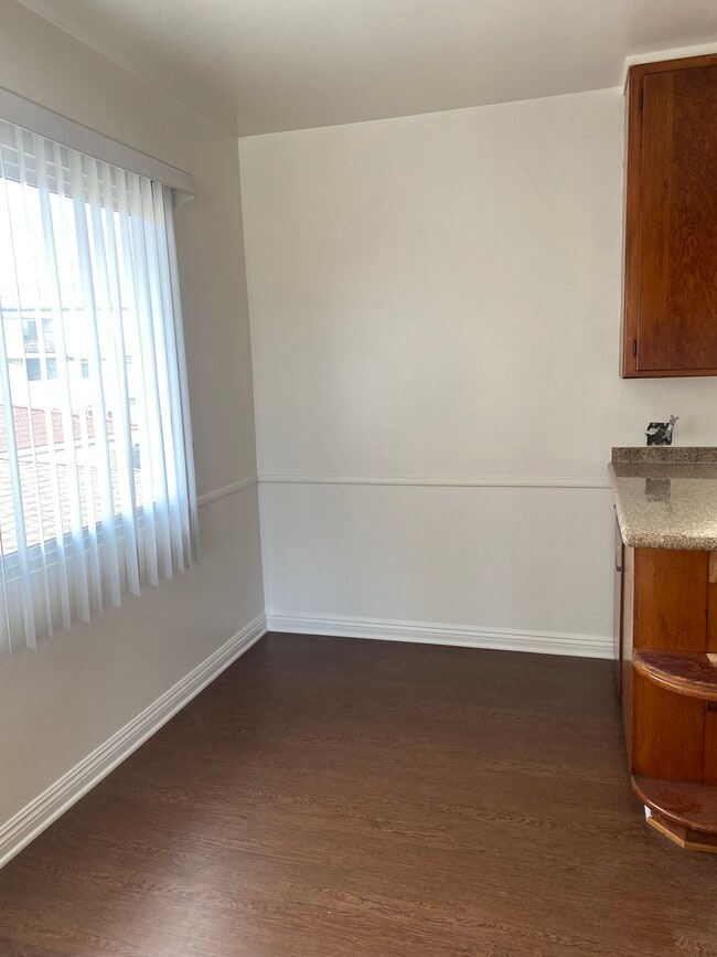 Photo - 4380 W 136th St Unit C