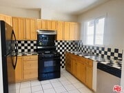 Photo - 1313 Douglas St