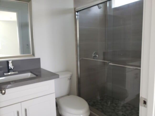 Photo - AVALON (10960) Unit AVALON (10962 B1)
