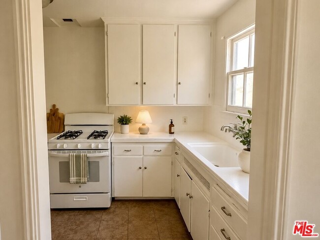 Photo - 4707 Finley Ave Unit 4