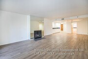 Photo - 410 S Barrington Ave House