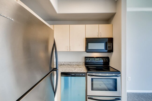Photo - MOVE IN SPECIAL!!!  Cortez Hill Studio with Western City Views @ The Mills Unit 406