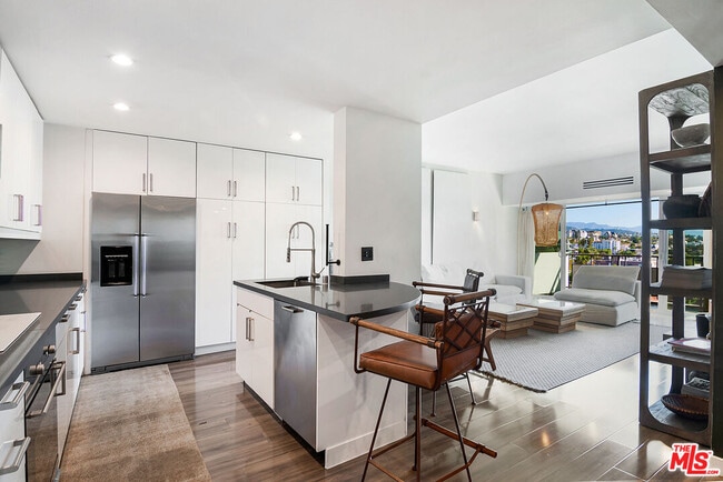 Photo - 1155 N La Cienega Blvd Unit 711