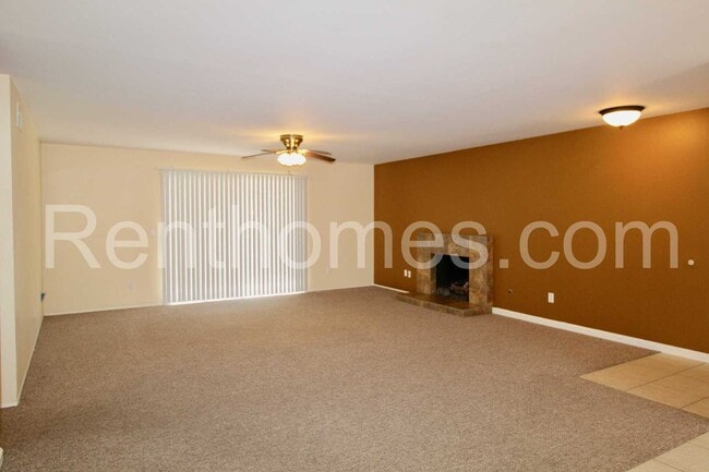 Photo - 11093 Madrigal St