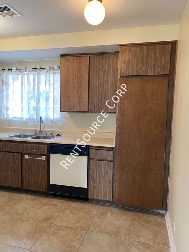 Photo - 25000 Walnut St Unit 12