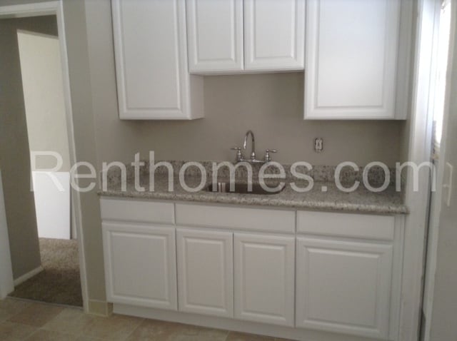 Photo - 2758 Hornblend St