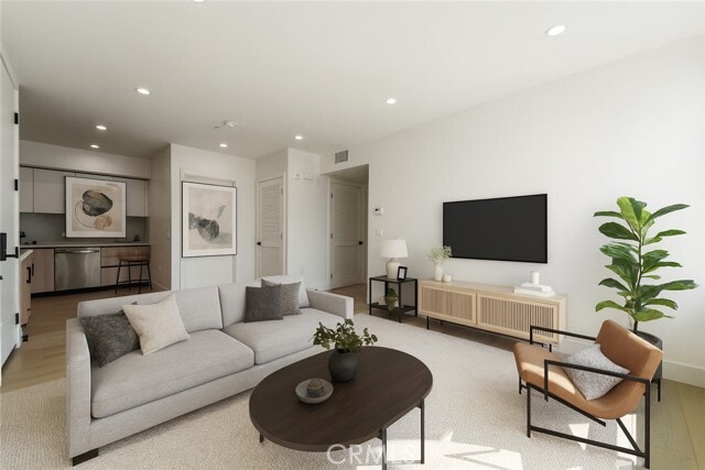 Building Photo - 7510 Sepulveda Blvd Unit 101