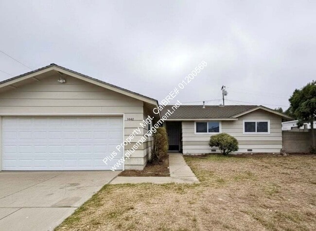 Single Story Home in Tanglewood with Easy ... - Single Story Home in Tanglewood with Easy ...
