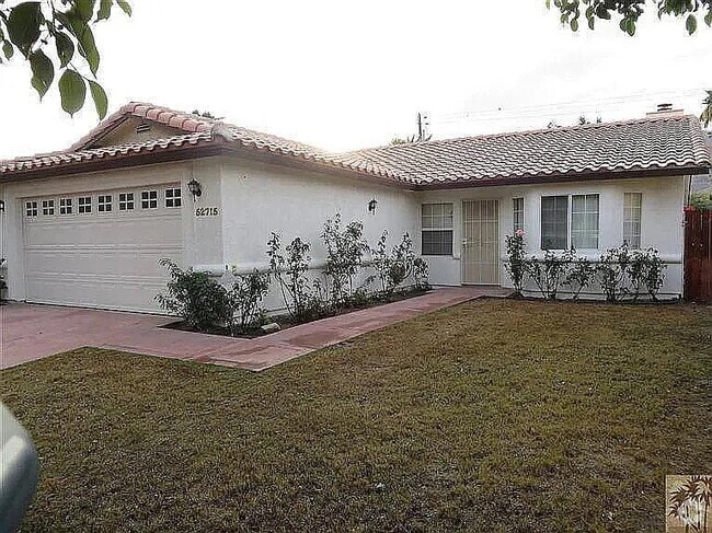 Building Photo - 52715 Avenida Bermudas Rental