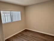 Bedroom 2 - 1272 W 22nd St Unit 2