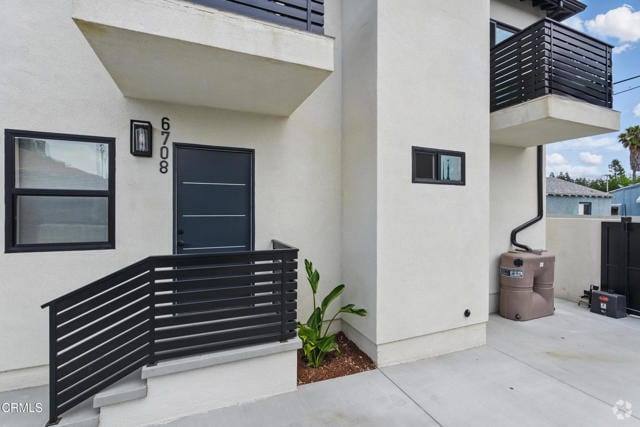 Building Photo - 6708 Riverton Ave Rental