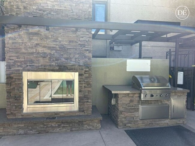 Photo - 11640 Woodbridge St Unit 205
