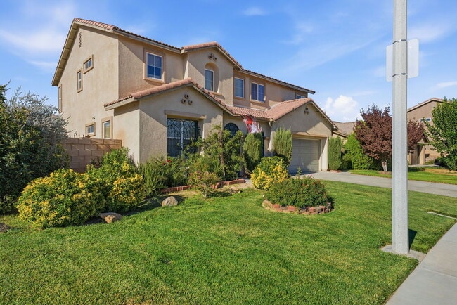 Photo - Spacious 4-Bedroom Home in Lancaster