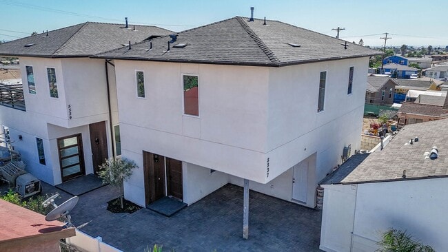 5535-5539 Potomac St. - 5535-5539 Potomac St. Apartment Unit 5537