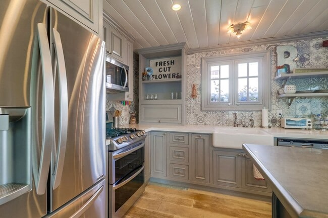 Photo - Furnished 2Bd/1Ba Apartment 2nd floor