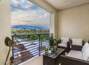 Photo - 799 Highline Way