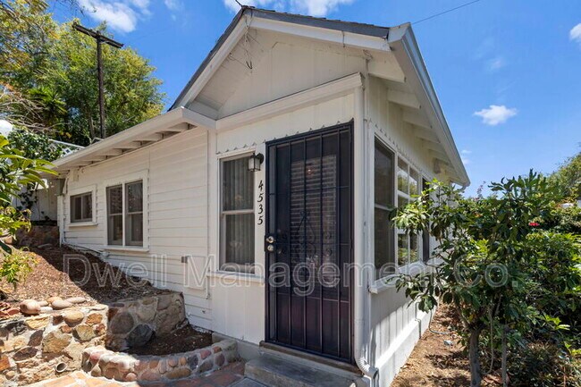 Photo - 4535 Upland St
