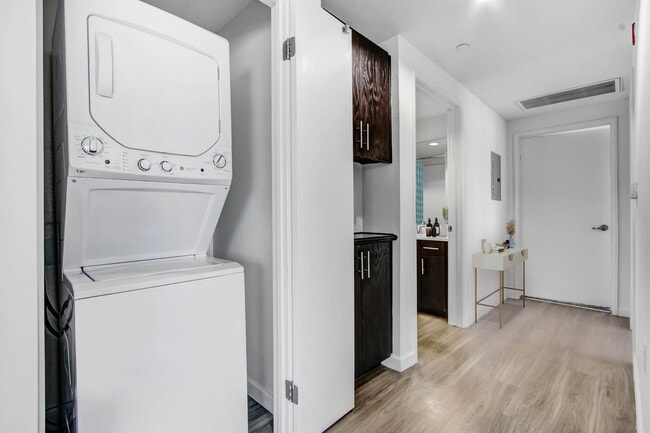 Photo - Citron Apartments