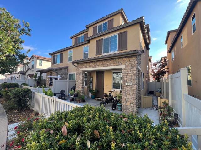 Photo - 1707 Frangipani Ave