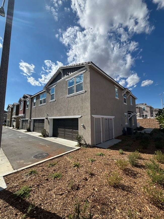 Ready Now! Beautiful Wildomar Condo 3 Bed... - Ready Now! Beautiful Wildomar Condo 3 Bed...
