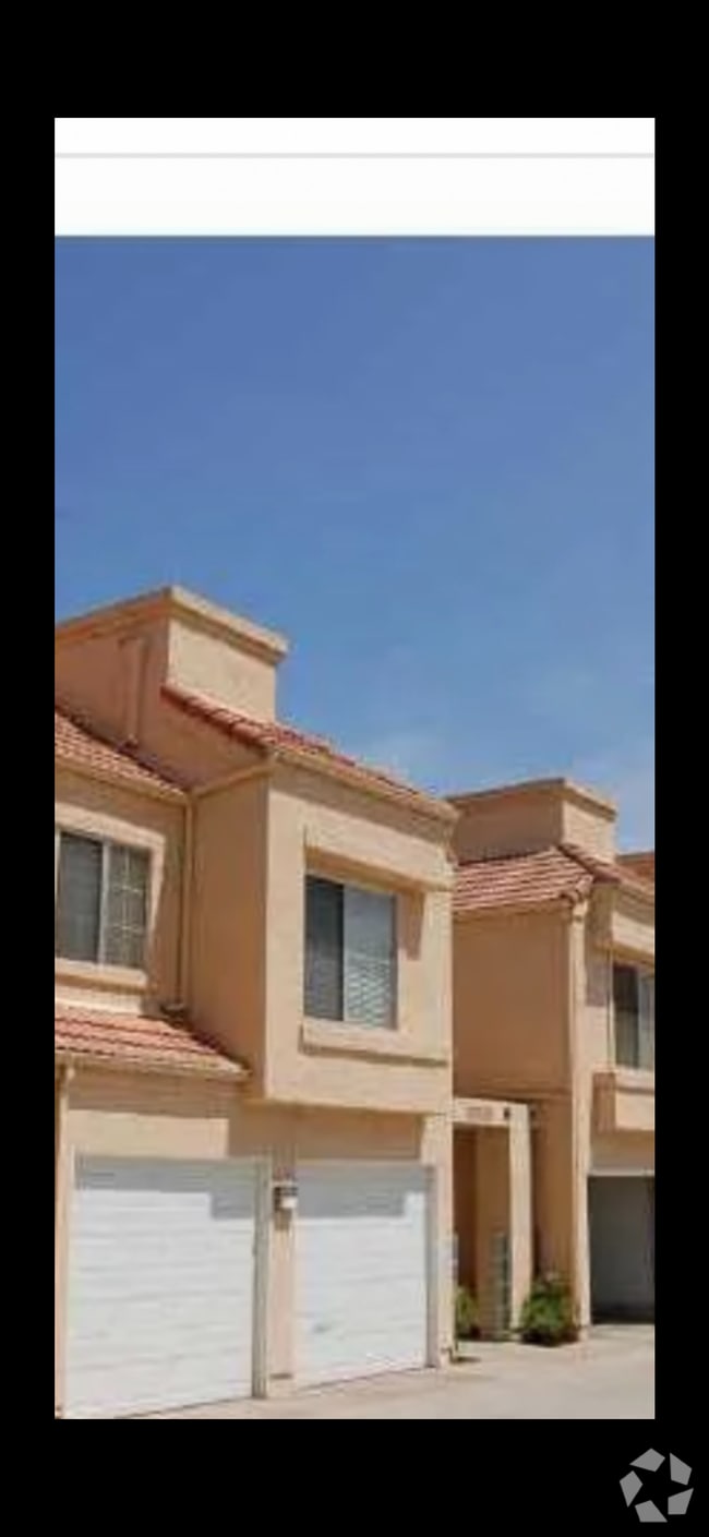 Building Photo - 12058 Calle De Montana Rental