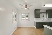 Photo - 740 W 27th St Apartment