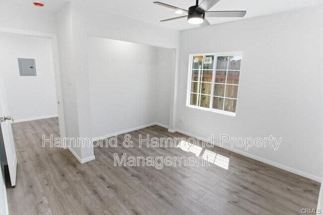 Photo - 20249 Parthenia St