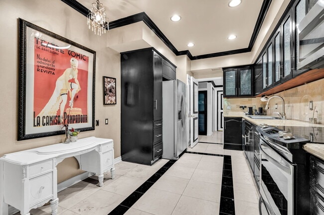 Photo - 1124 Kings Rd
