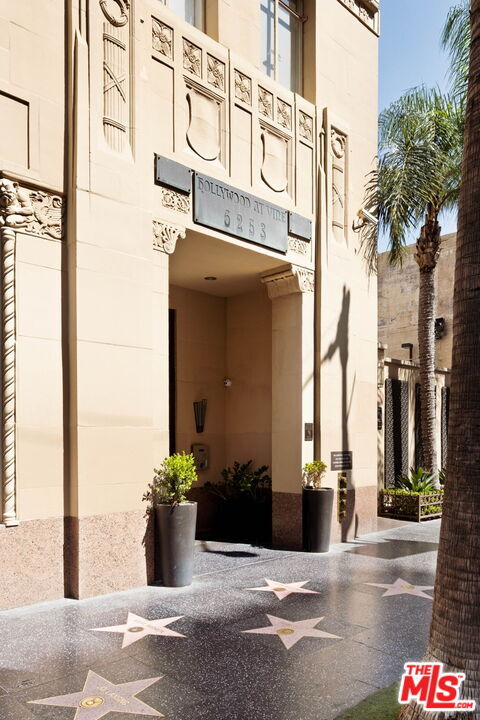 Photo - 6253 Hollywood Blvd Unit 702