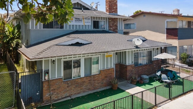 Photo - 811 Gardenia Avenue