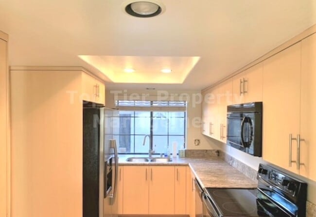 Photo - ***Charming 2 bed / 2 bath Townhome in Coastal Carlsbad - Available 04/15***