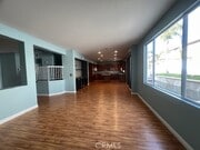 Photo - 927 W Paramount St