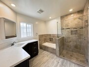 Photo - Beautiful 4 Bedroom 3.5 Bathroom Home in t...