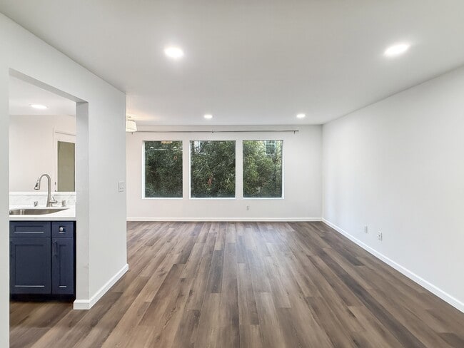 Photo - 1270 Cleveland Ave