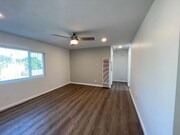 Photo - 529 Ann St Unit B