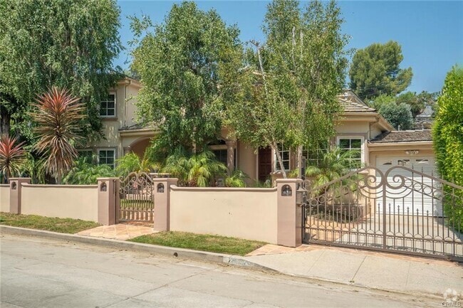 Building Photo - 4063 Benedict Canyon Dr Rental
