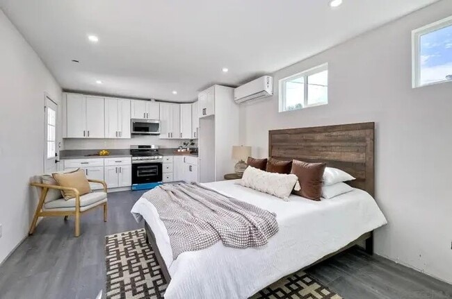 Photo - Imperial Beach Unit 2