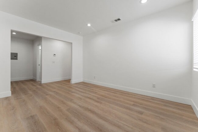 Photo - Showing Times: Every Mondays & Thursdays 2...