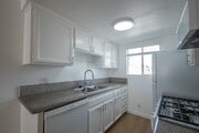 Photo - 5340 Whitsett Ave Unit 05