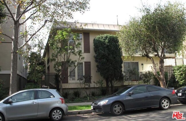 Photo - 1221 Amherst Ave Unit 10