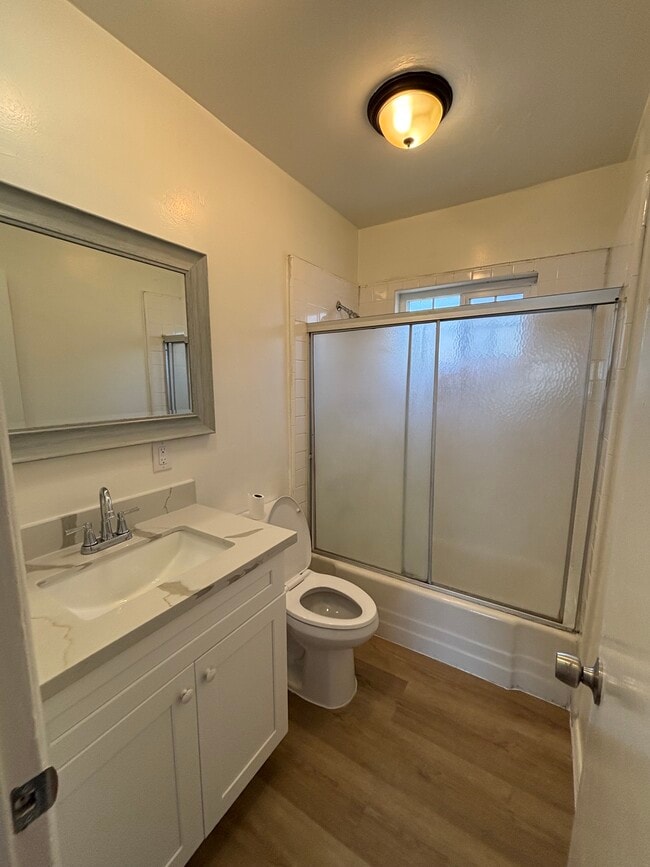 Photo - 4612 W 173rd St Apartments Unit 6